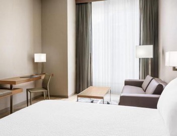 AC Hotel by Marriott San Francisco Airport/Oyster Point Waterfront 3