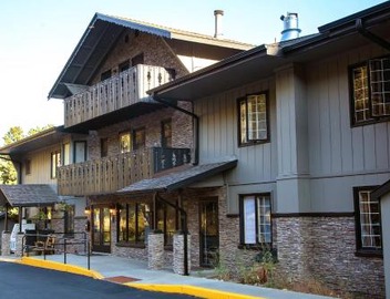 Fawn Valley Inn- 275 condo 4