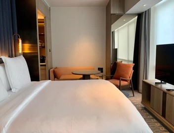 Four Seasons Hotel Mumbai 2