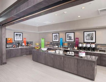 Hampton Inn & Suites LAX El Segundo 3