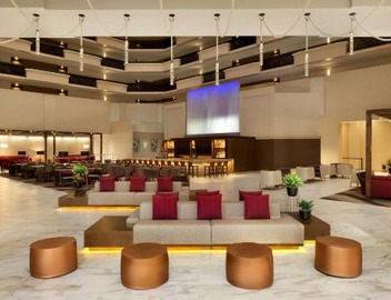 Embassy Suites by Hilton Phoenix Downtown North 2