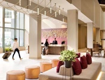 Embassy Suites by Hilton Phoenix Downtown North 5