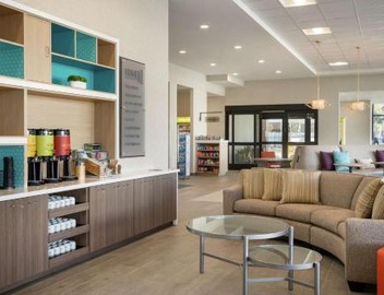 Home2 Suites By Hilton Woodland Hills Los Angeles 4