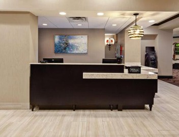 DoubleTree by Hilton New Orleans Airport 2