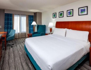 Hilton Garden Inn Chicago O'Hare Airport 2