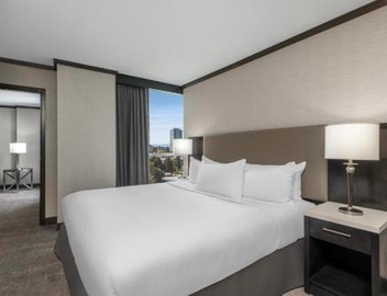 Hilton Vancouver Metrotown 5