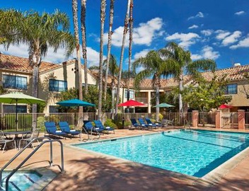 Hilton Garden Inn Valencia Six Flags 2