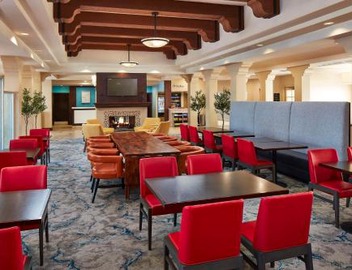 Hilton Garden Inn Valencia Six Flags 4