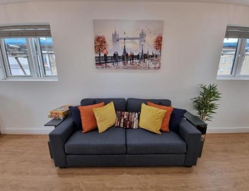 Stunning roof terrace studio flat 4