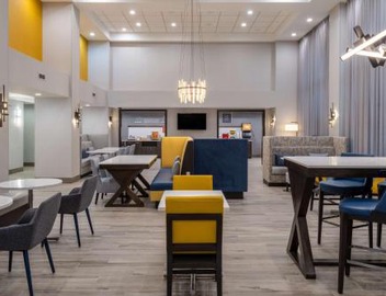 Hampton Inn & Suites Agoura Hills 2
