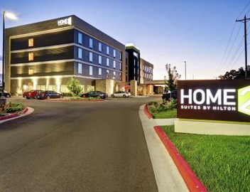 Home2 Suites by Hilton Springfield North 4