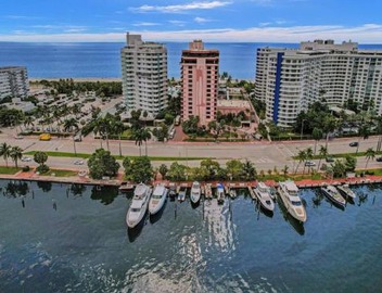 Amazing Ocean View Condo Beach Service 1111 3