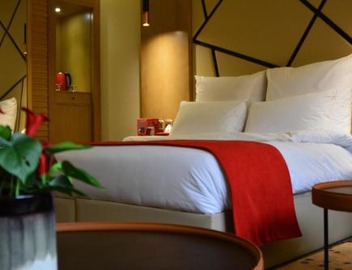 Redwaves Hotel 2