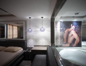 Hotel Show Adult Only 2