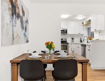 Double King Suite with Patio Dining and Parking NRP21-00386 2