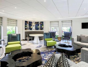 DoubleTree by Hilton Austin-University Area 5