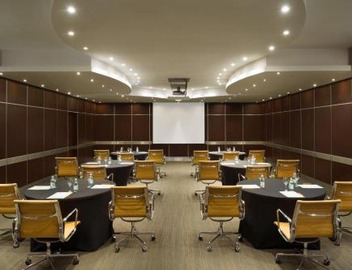 Crowne Plaza Al Khobar by IHG 4