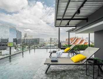 Seekers Finders Rama IV Hotel SureStay Collection by BW 4