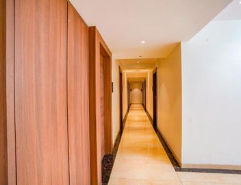 Hotel Landmark Aura 3