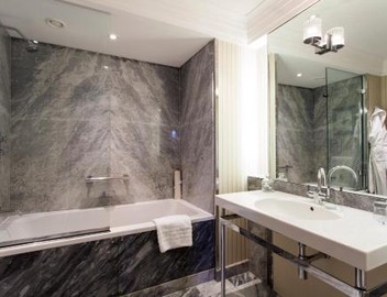 The Capital Hotel, Apartments & Townhouse - Small Luxury Hotels of The World 5