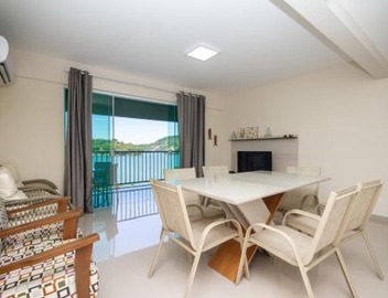 Conforto à beira mar! Apartamento com vista para o mar. 4
