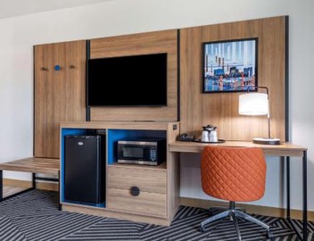 Best Western Plus Amarillo East Hotel 4