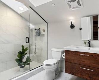 Historic Garden District 5BR with Parking and Balcony 4