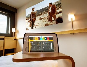 Nomad Paris Roissy CDG 4