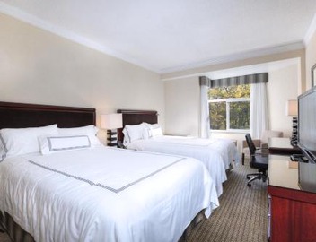 Granville Island Hotel 4