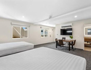 Good Nite Inn Calabasas 2