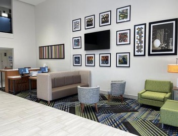Holiday Inn Express & Suites Sulphur - Lake Charles by IHG 3