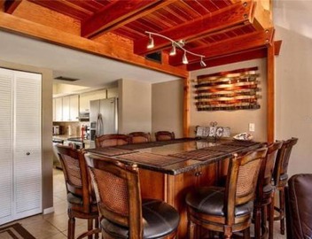 Beach condo in the heart of Clearwater beach 2