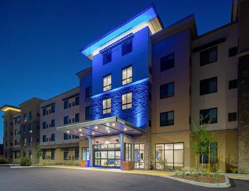 Holiday Inn Express & Suites - Valencia - Santa Clarita by IHG 3