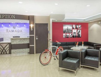 Ramada by Wyndham Miami Springs/Miami International Airport 4