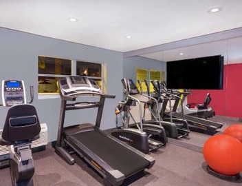 Ramada by Wyndham Miami Springs/Miami International Airport 5