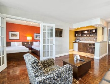 Town Inn Suites Hotel 5