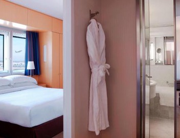 Sheraton Paris Charles de Gaulle Airport Hotel 4