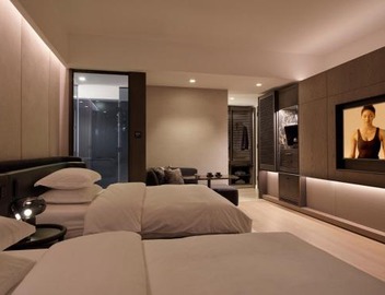Equinox Hotel New York 3