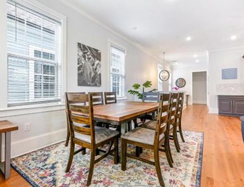 Hosteeva Chic Urban Retreat w Pool Steps to St Charles Ave and Near Bourbon St 5