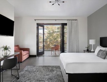 Hotel Casa 425 + Lounge, A Four Sisters Inn 2