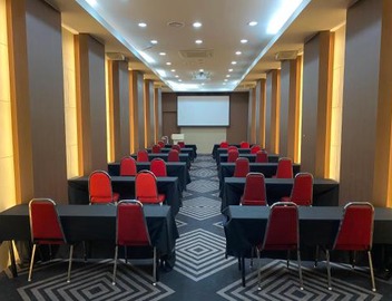 Crown Hotel Changwon 4