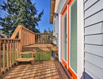 Convenient Burien Getaway: 12 Mi to Dtwn SEA! 3