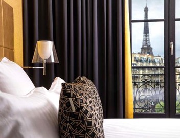 First Hotel Paris Tour Eiffel 4