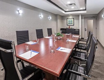 Holiday Inn Express & Suites Baton Rouge East by IHG 5