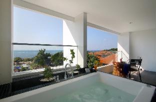 Benoa Sea Suites and Villas 4