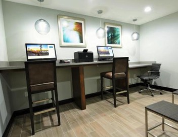 Staybridge Suites - Lake Charles by IHG 3