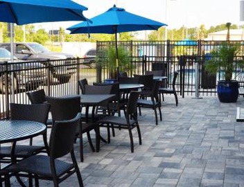 Holiday Inn Express & Suites - Jacksonville W - I295 and I10 by IHG 4