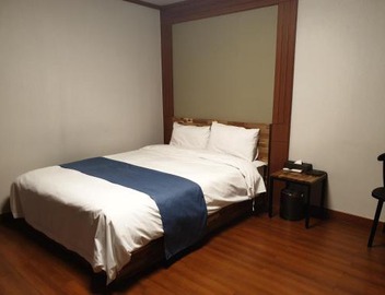 The Beauty Hotel 4