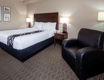 La Quinta by Wyndham Inglewood 5
