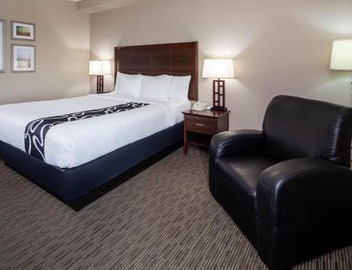La Quinta by Wyndham Inglewood 5